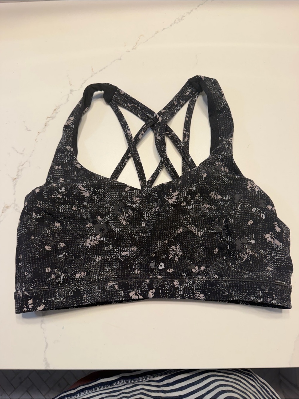 lululemon sports bra